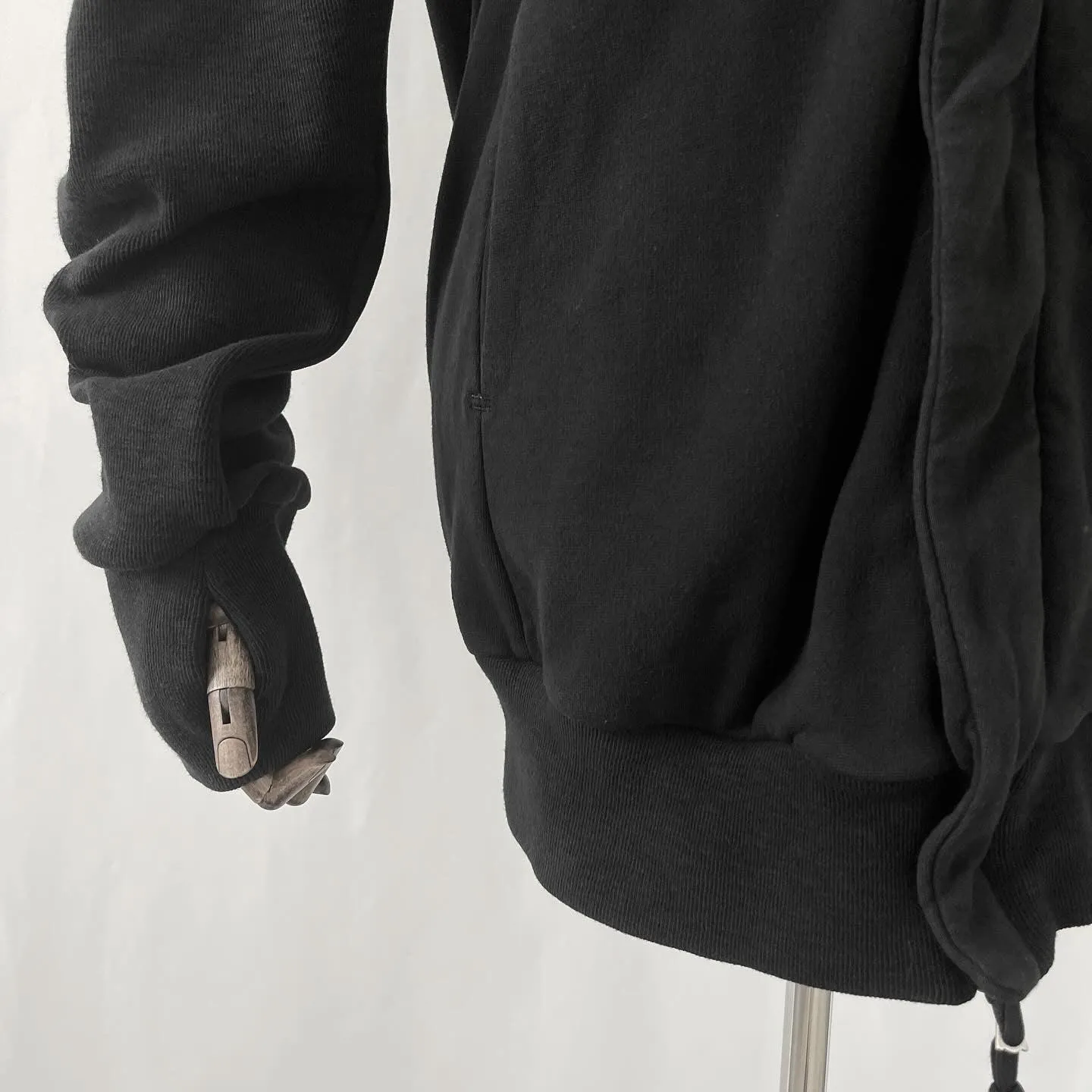 BORIS BIDJAN SABERI ZIPPER