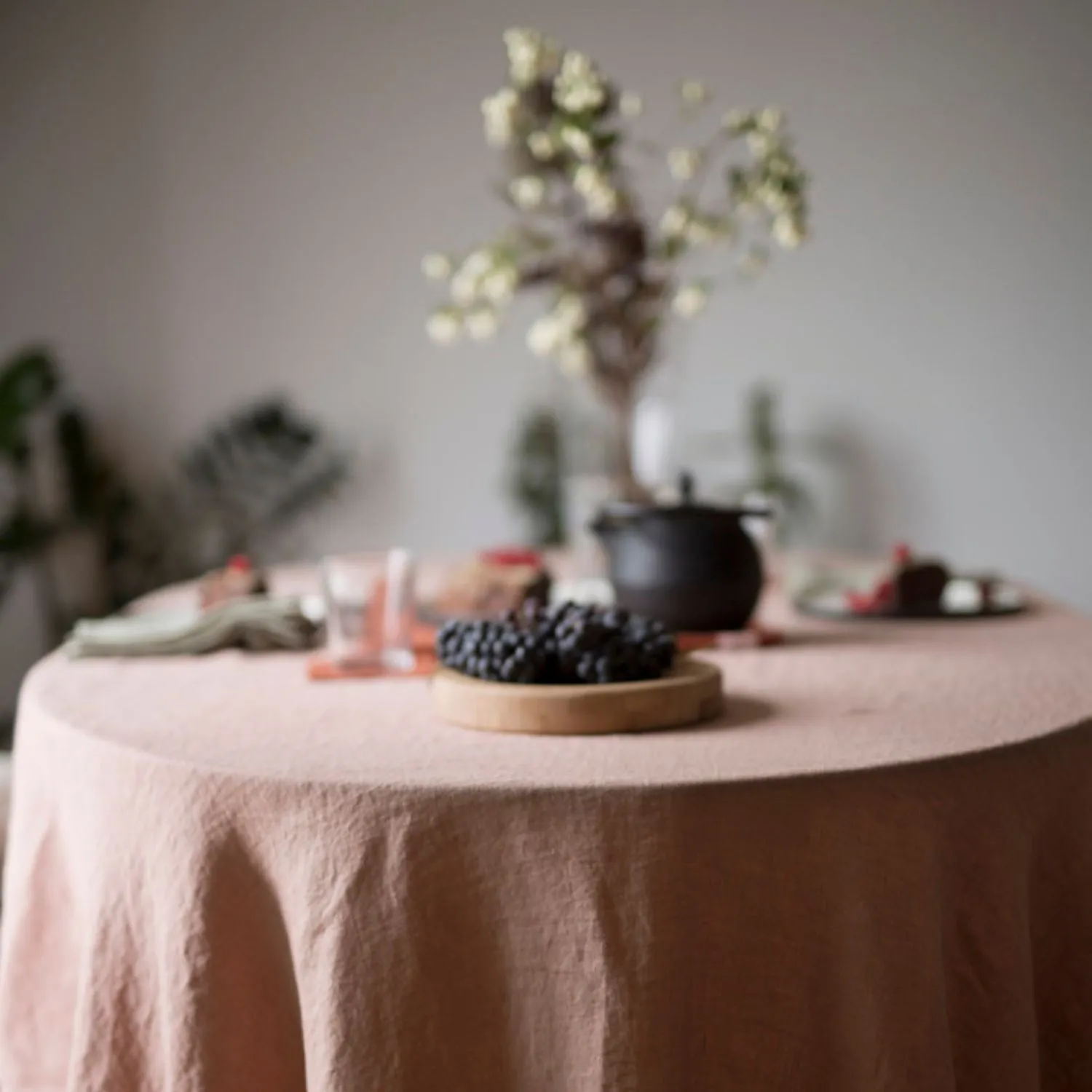 Cafe Creme Linen Tablecloth