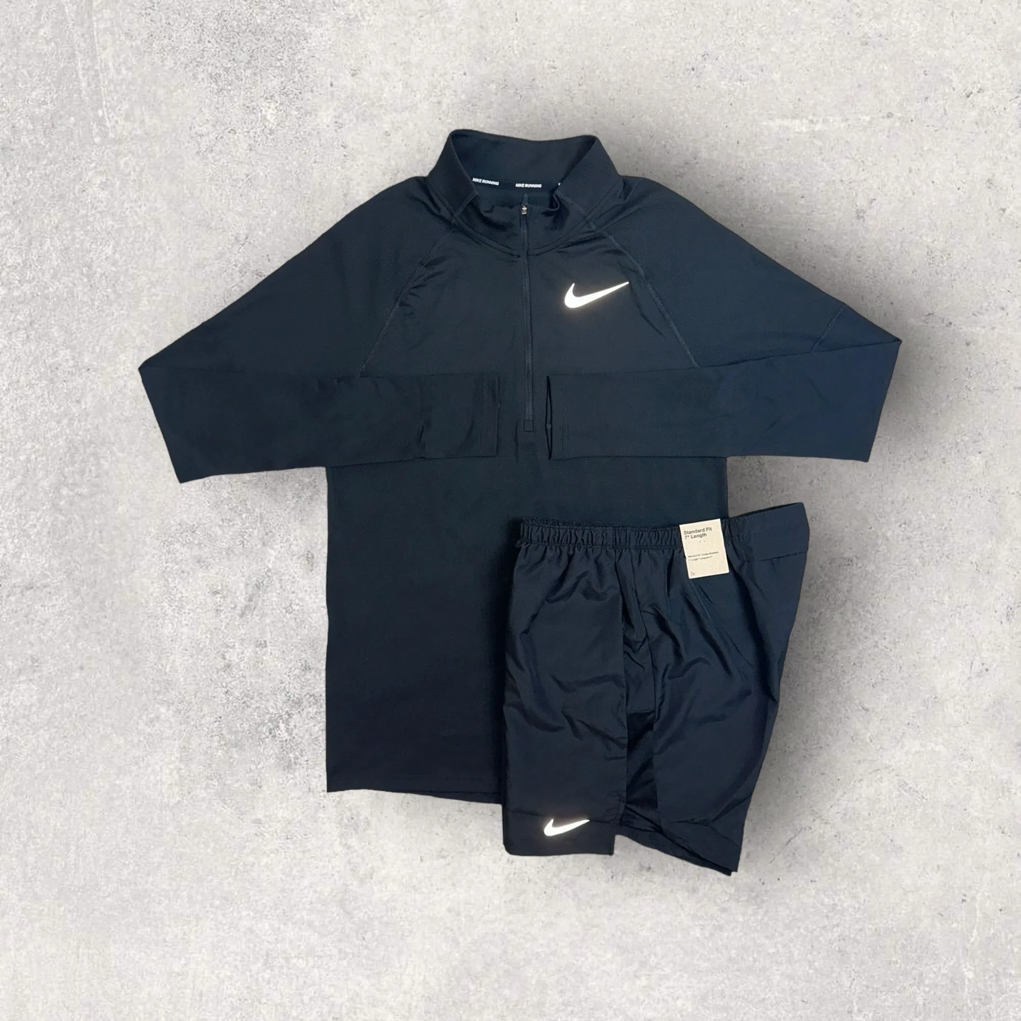 NIKE RUNNING 1/4 ZIP / SHORT SET - BLACK