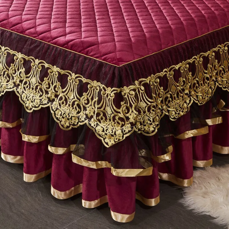 Warm Bedspread on The Bed with Thickened Crystal Velvet Lace Bed Skirt for King Queen Size Embroidery Bed Cover