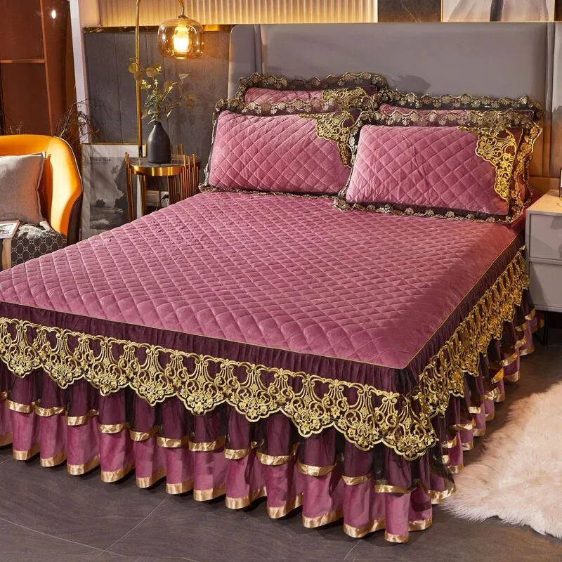 Warm Bedspread on The Bed with Thickened Crystal Velvet Lace Bed Skirt for King Queen Size Embroidery Bed Cover